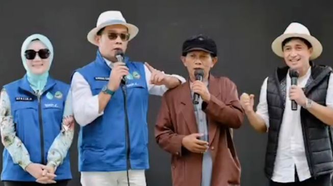 Kerja Bareng Ridwan Kamil di Bandung, Irfan Hakim Dibelikan Cokelat di Alfamart