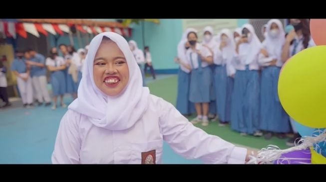 Potret Kekeyi di MV Lagu Baru Syakir Daulay (YouTube/Syakir Daulay Entertainment)