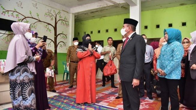 Edy Rahmayadi Perintahkan Dinas Sosial hingga Dinas Pendidikan Segera Benahi Panti Asuhan Ade Irma Suryani