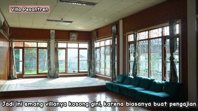 Potret Pesantren Keluarga Suami Tasyi Athasyia (YouTube Tasyi Athasyia)