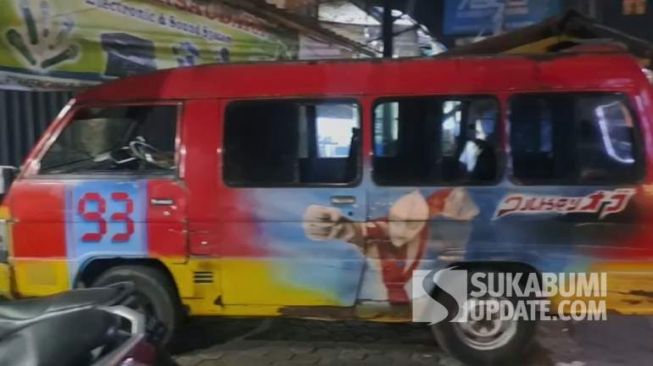 Toko Oleh-oleh di Sukabumi Diseruduk Mobil Colt Bogoran Tak Bersopir, Kok Bisa?