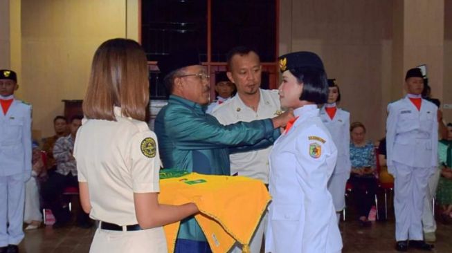 Wakil Bupati Morowali Utara Kukuhkan Anggota Paskibraka Tahun 2022