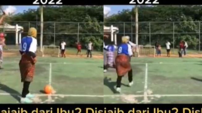 Lomba Penalti Bola, Goal Ajaib Ibu-ibu Ini Bikin Melongo