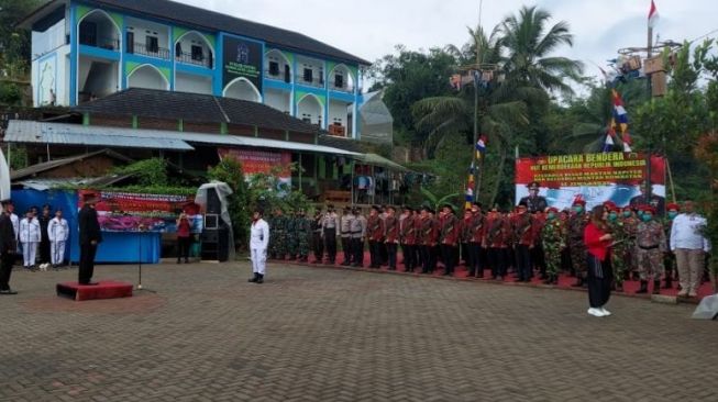 Pernah Berurusan dengan Densus 88, Mantan Napi Teroris Gelar Upacara HUT RI di Tasikmalaya