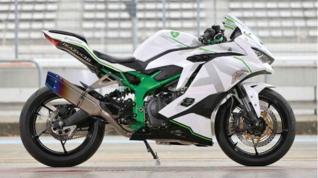 Buat yang Belum Tahu, Ternyata Segini Top Speed Kawasaki Ninja ZX-25R