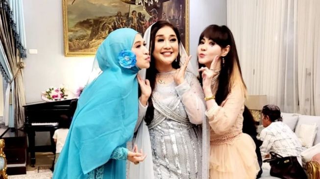  Potret ultah Paramitha Rusady (Instagram/@paramitha118real)