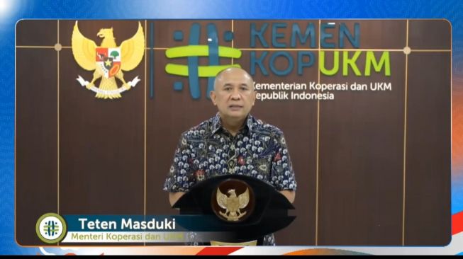 Menteri Koperasi dan Usaha Kecil dan Menengah (UKM) Republik Indonesia Teten Masduki memberikan keynote speech pada perayaan HUT Ke-65 Astra Wilayah Sulawesi hari ini (18/8/2022) [PT Astra International Tbk].