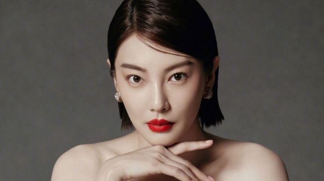 Diduga Tinggal Bersama Pacar Barunya, Zhang Yuqi Buat Warganet Terkejut