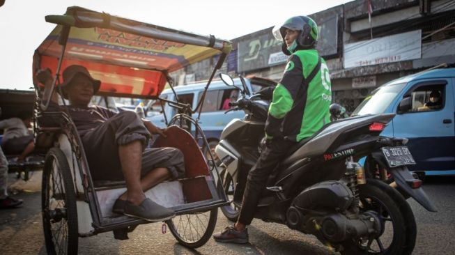 Tarif Ojek Online Naik Tak Berarti Driver Lebih Sejahtera