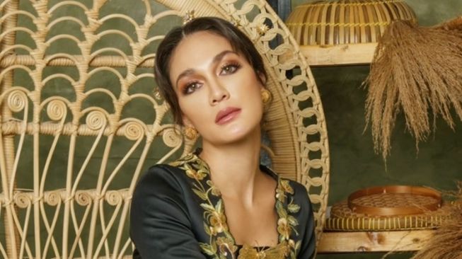 Artis Ramaikan Peringatan 17 Agustus (instagram/@lunamaya)