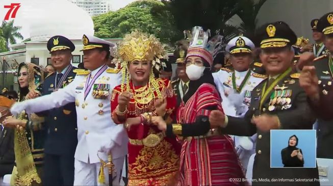 Potret Farel Prayoga 'Ojo Dibandingke' Tampil di Istana Negara (YouTube Presiden Joko Widodo)