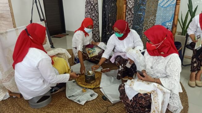 Ciptakan Nilai Ekonomi, Pertamina Berdayakan Masyarakat Angkat Budaya Lokal DIY Lewat Batik