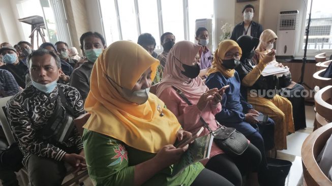 Suasana kegiatan Pasar Lokal Suara UMKM di DuniaKita Cafe & Restaurant, Yogyakarta, Kamis (18/8/2022). [Wahyu Turi Krisanti / SuaraJogja.id]