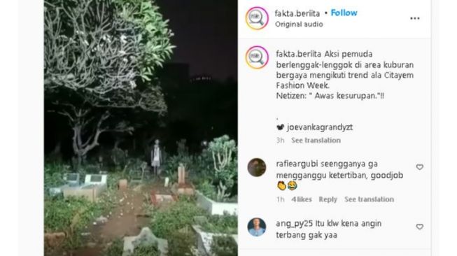 Aksi Pemuda Catwalk ala Citayem Fashion Week di Kuburan Bikin Merinding