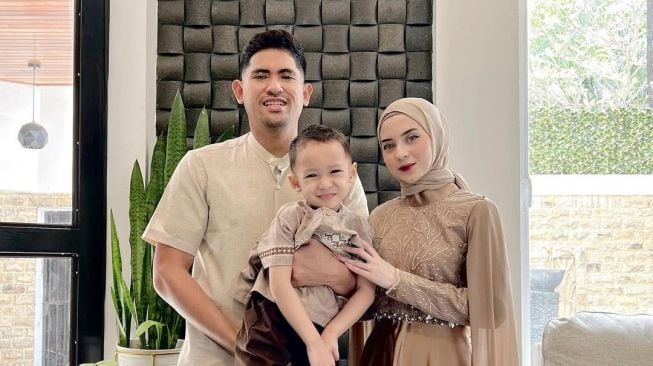 Artis Jadi Menantu Pejabat (instagram/@tiaratrdp_)