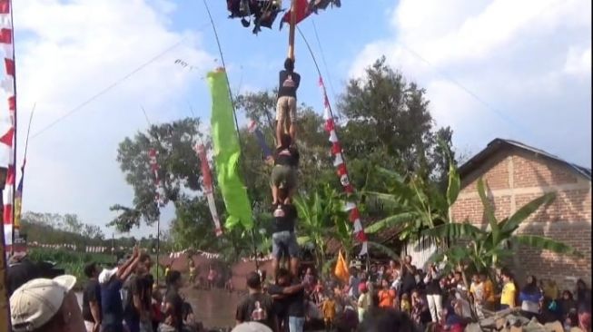 Peringati HUT RI, Relawan Des Ganjar Ajak Masyarakat Tumbuhkan Nilai Patriotisme dan Cinta Tanah Air