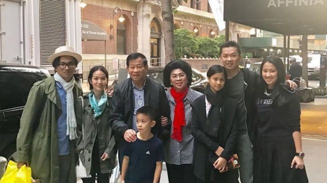 Artis Jadi Menantu Pejabat (instagram/@taufikhidayatofficial)