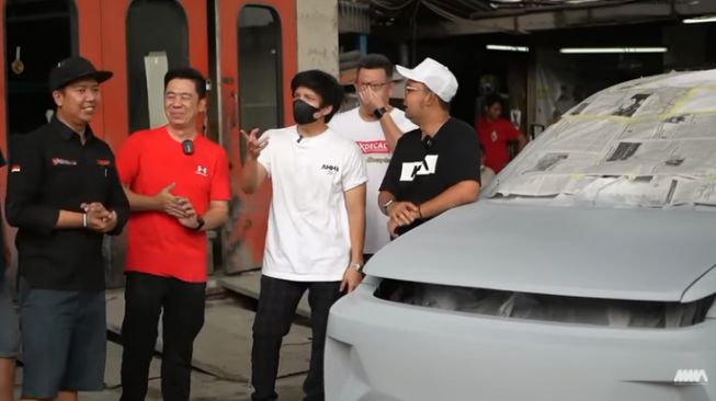 Maju ke Pentas Perang Bintang Selebritas OLX Autos IMX 2022, Atta Halilintar Tampilkan Avanza Listrik