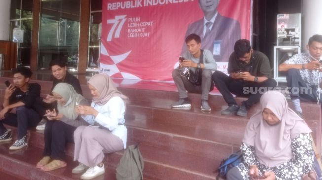 Ditangkap KPK, Rektor Unila Karomani Masih Jalani Pemeriksaan