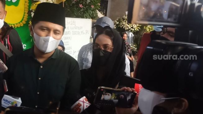 Arumi Bachsin Kenang Almarhum Hermanto Dardak: Sayangnya Papa Tidak Dibeda-bedakan