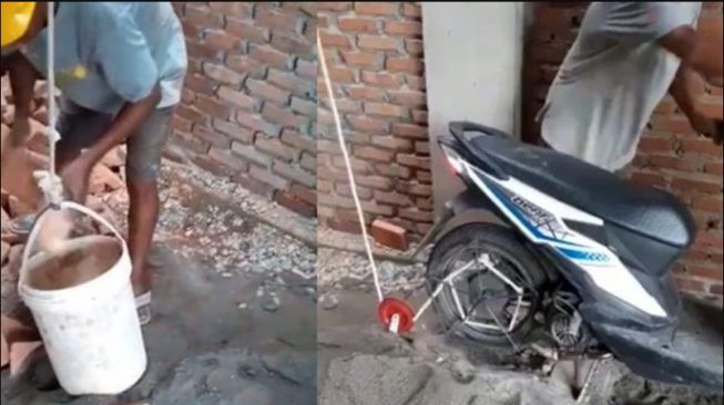 Kuli bangunan memanfaatkan Honda BeAT sebagai alat bantu untuk angkut batu bata (TikTok)