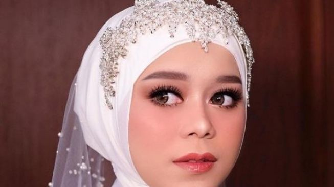 Artis Pernah Dirias MUA Marlene Hariman (Instagram)