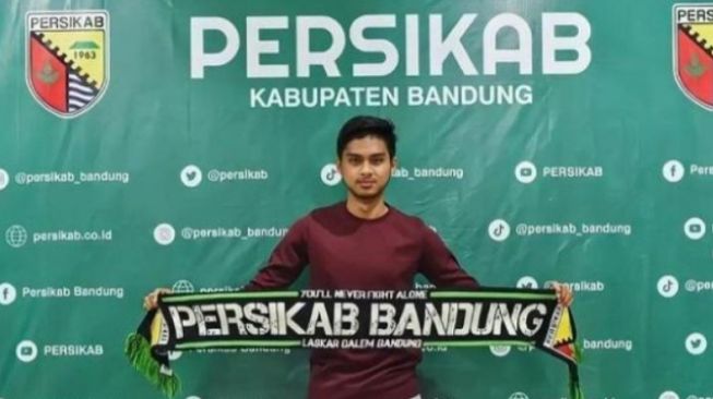 Profil Muhammad Akrom, Pemain Persikab Bandung yang Dipanggil Timnas Indonesia U-19