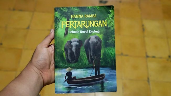 Benturan Kaum Biofilis Melawan Kaum Nekrofilis dalam Novel Pertarungan