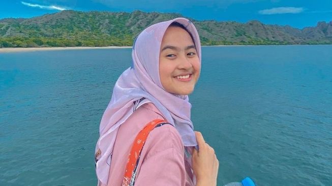 Potret Kayla Cucu Mpok Atiek (Instagram/@kaylatmaja)