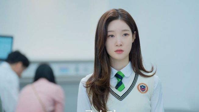 Adu Pesona Jung Chaeyeon dan Yeonwoo di Golden Spoon (Instagram/@mbcdrama_now)