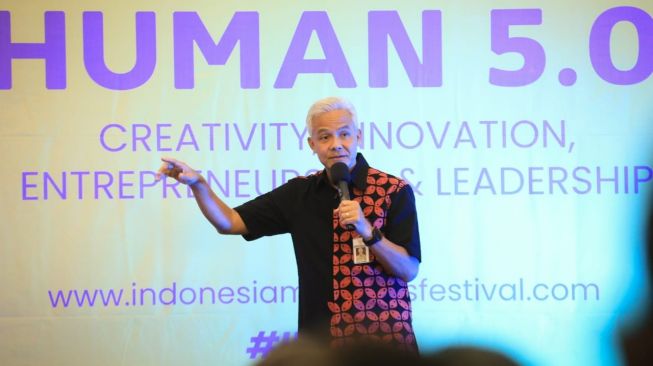 Jangan Anti Teknologi, Ganjar Pranowo dan Pakar Marketing Bocorkan Rahasia Human 5.0