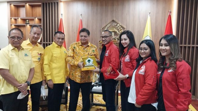 Usai Bertemu Ketum Golkar, Giring PSI: Lagi PDKT dengan KIB, Kalau Cocok Lanjut Pelaminan