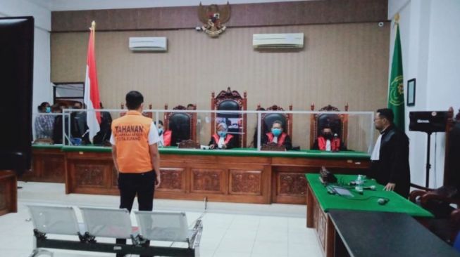 Seorang Pria Pelaku Pembunuhan Ibu dan Anak di Kupang Dijatuhi Hukuman Mati