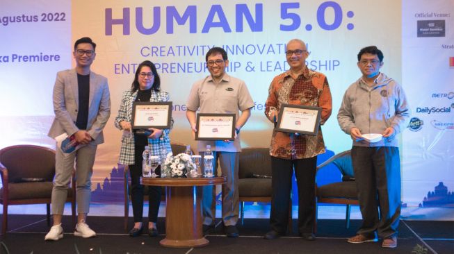 Rumah Sakit JIH Solo Raih Penghargaan Indonesia Marketing Champion 2022 Sector Healtcare Service