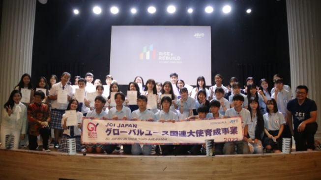 Sekolah Stella Maris Kirim 16 Siswa Ikuti Program Duta Muda Global PBB dan JCI Japan