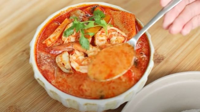 Pedasnya Pas dan Nikmat, Ini Resep Tom Yum Goong Khas Thailand yang Mudah Dicoba