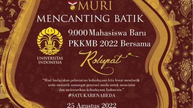 Universitas Indonesia dapat MURI atau Museum Rekor Dunia Indonesia kategori “Mencanting Batik oleh Mahasiswa Baru Terbanyak” dan “Paduan Suara Mahasiswa Baru Terbanyak”. (foto dok. UI)