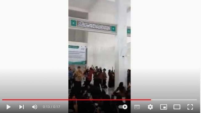 Gempar! Lagi Viral Video Mahasiswa UIN Jember Joget-joget di Dalam Masjid