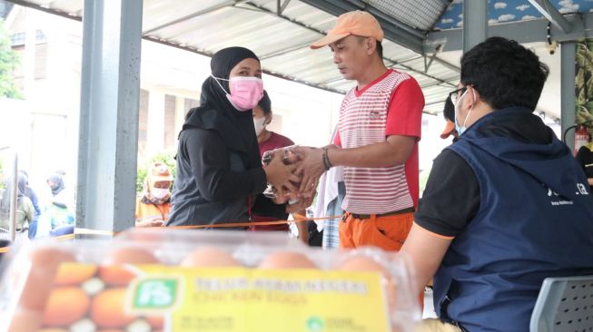 1 Juta Warga Jakarta Penerima Manfaat Program Pangan Murah Tak Terdampak Gejolak Harga Telur