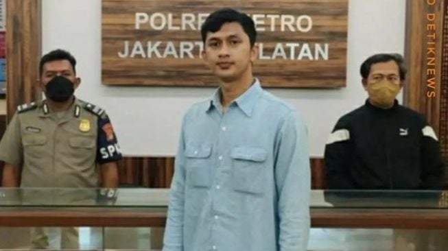 Aktor Khafi Maheza Resmi Jadi Tersangka Usai Keplak Kepala Sopir Bus TransJakarta