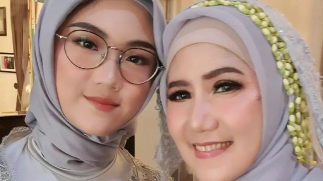 Potret Sherin anak gadis Ine Sinthya (Instagram/@inesinthya)