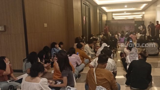 Suasana Jelang Konser (G)I-DLE, Penggemar Riuh Sambut Idola