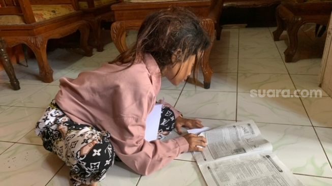 Kisah Putri Ayu Sekarsari, Salah satu Bocah Rambut Gembel yang akan Diruwat pada DCF 2022, Sempat Minta iPhone Terbaru