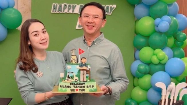 Basuki Tjahaja Purnama alias Ahok bersama istri, Puput Nastiti Devi. [Instagram]