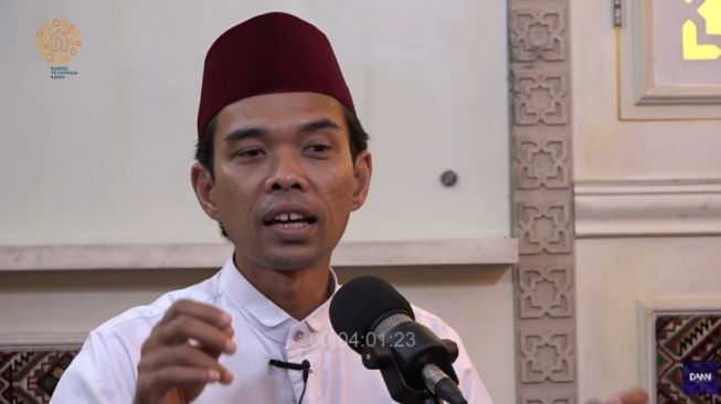 Ustaz Abdul Somad Isi Ceramah Tabligh Akbar di Pelataran Benteng Kuto Besak Palembang