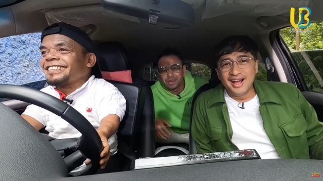 Momen Ucok Baba jadi Supir Raffi Ahmad dan Irfan Hakim (YouTube/Ucok Baba official)