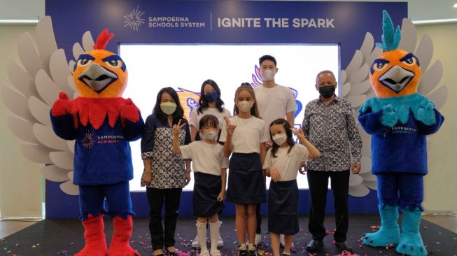 Sampoerna Academy dan Sampoerna University Hadirkan Maskot Baru