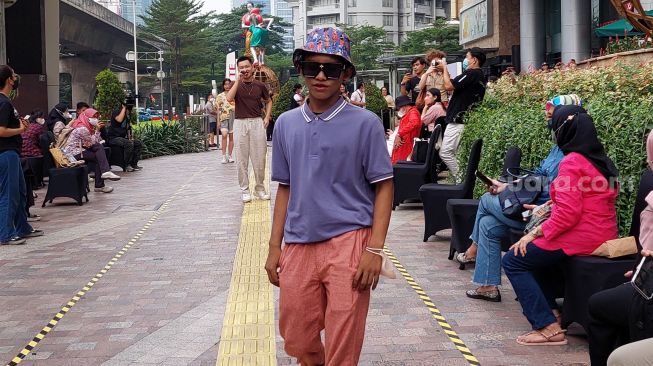 Citayam Fashion Week di SCBD Bubar, Roy Ungkap Penghasilannya Jadi Berkurang