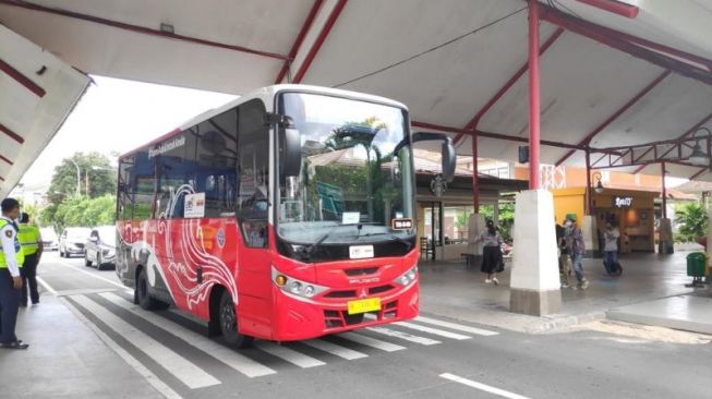 BTS, Sistem Transportasi Terintegrasi untuk Kurangi Penggunaan Kendaraan Pribadi Akan Dikenai Tarif