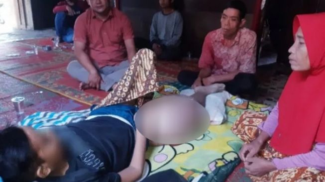 Dear Para Dermawan, Remaja Idap Penyakit Tumor di Palas Sumut Butuh Bantuan